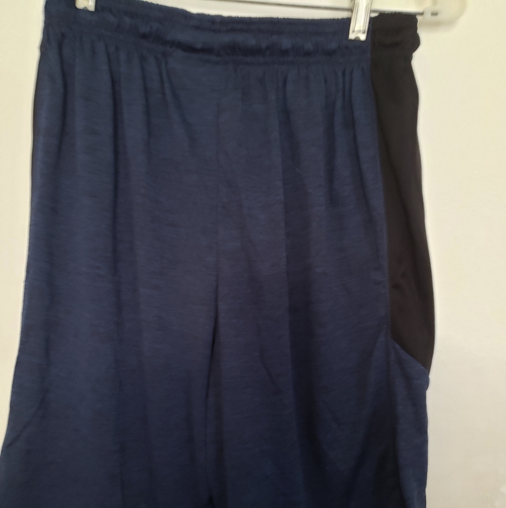 Shorts - Picture 2 of 2